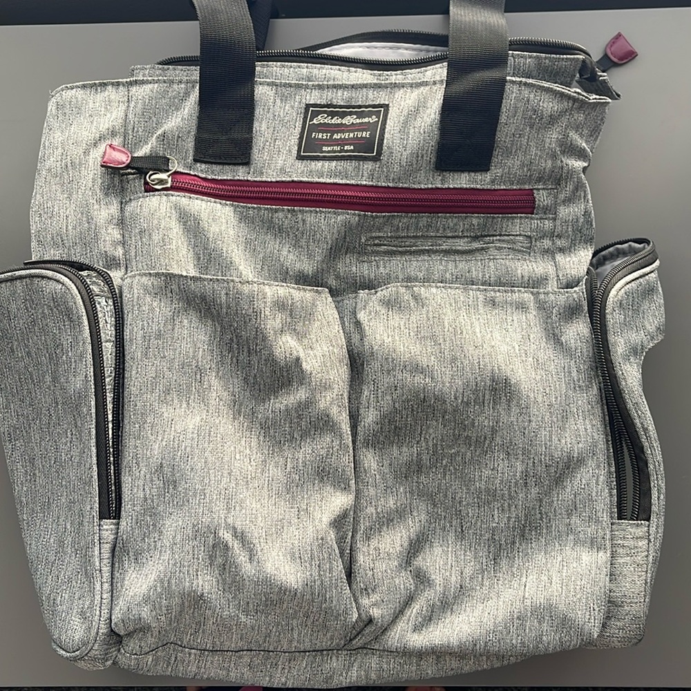 Eddie Bauer Diaper Bag, used few times in great condition, like new